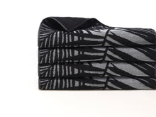 Load image into Gallery viewer, Pine
