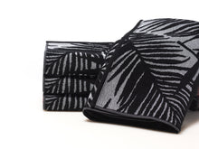 Load image into Gallery viewer, Pine
